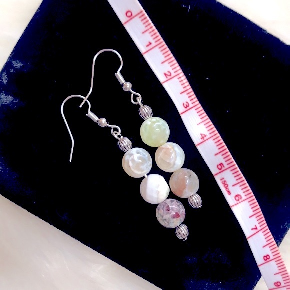 🆕Beautiful Handcrafted Colorful Natural Gemstone Flower Agates Beaded Earrings - Picture 11 of 16